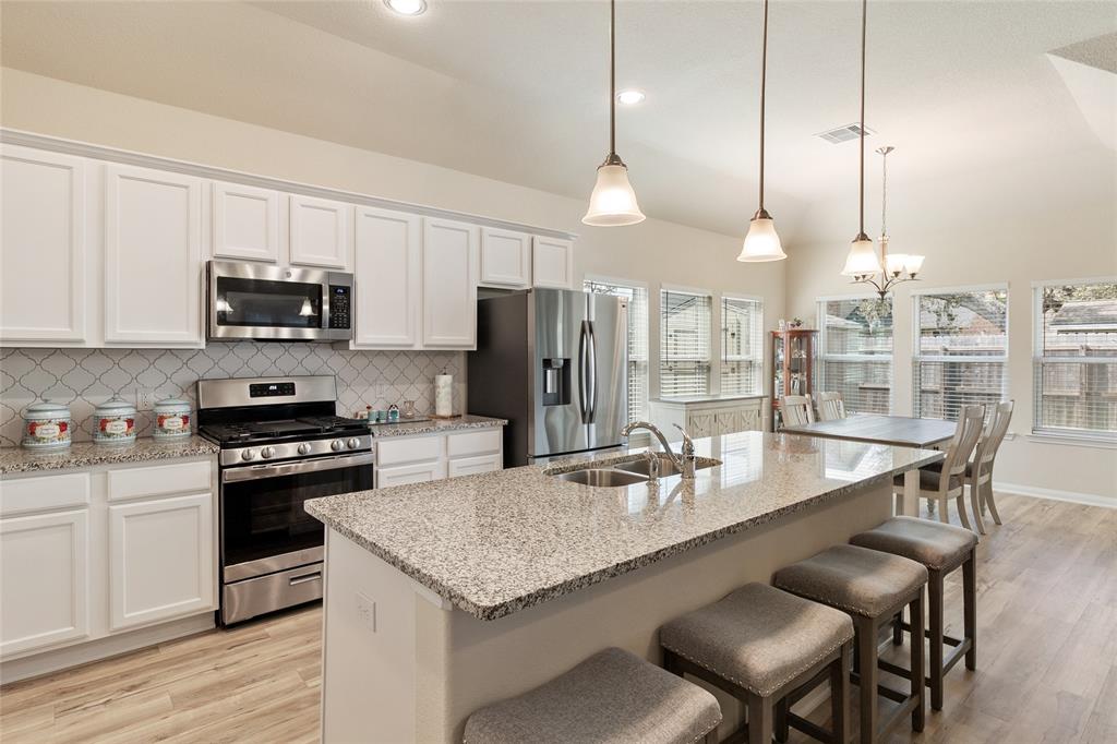 254 Inwood Drive, West Columbia, Texas image 11