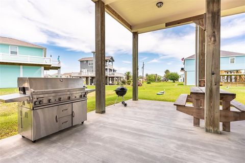 A home in Crystal Beach