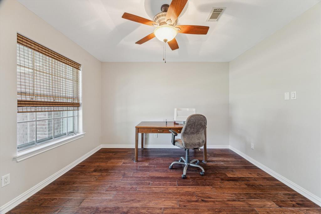 2826 Meadow Brook Court, League City, Texas image 5