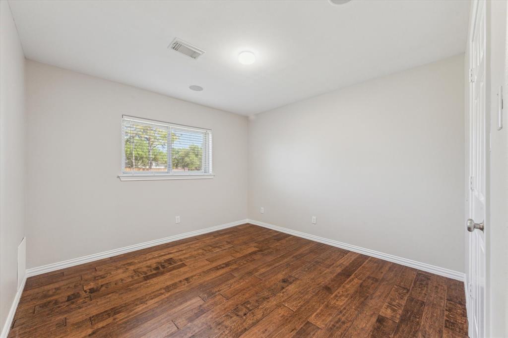 2826 Meadow Brook Court, League City, Texas image 19