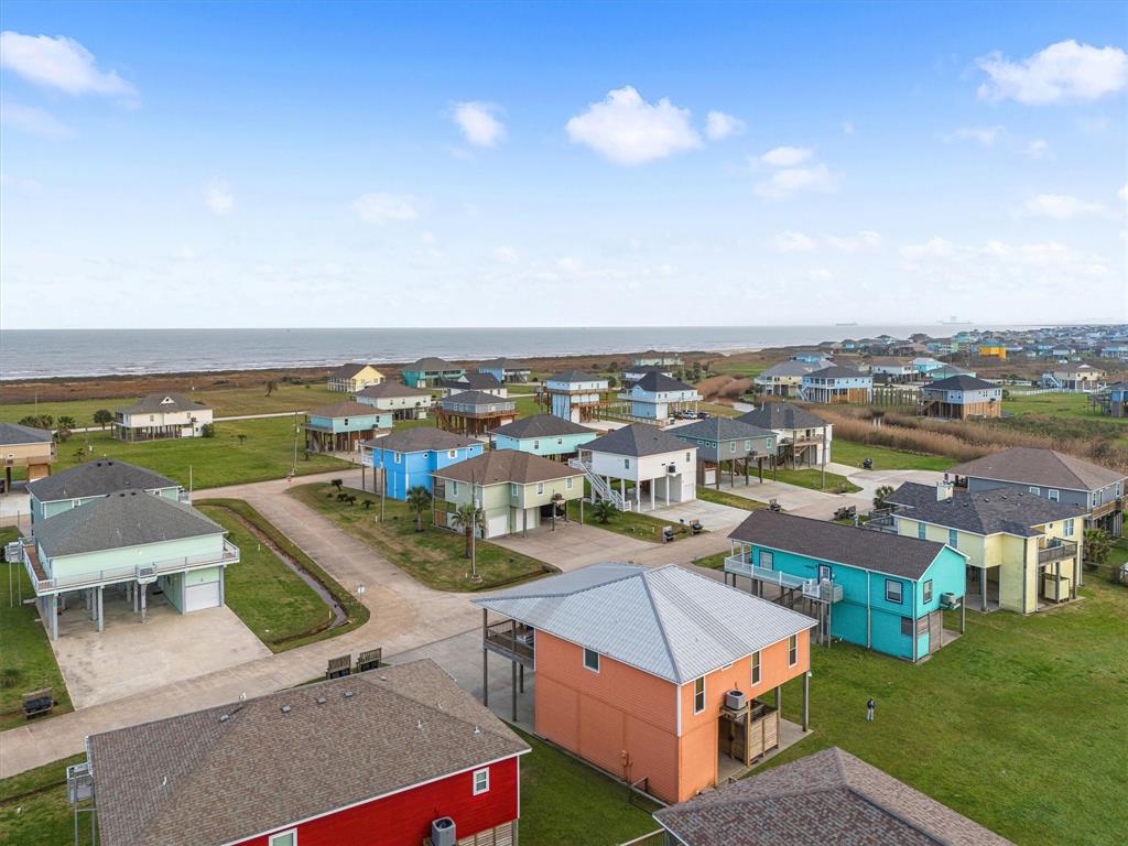4409 Whaler Lane, Port Bolivar, Texas image 8
