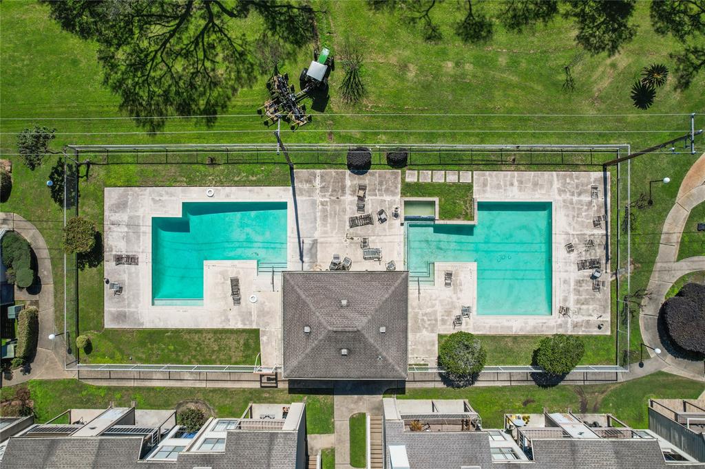 8321 Sands Point Drive #199, Houston, Texas image 2