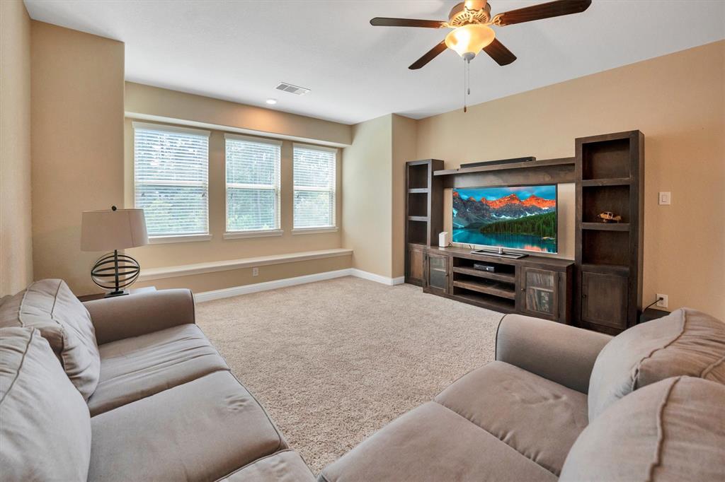 510 Pearl View Lane, Pinehurst, Texas image 39