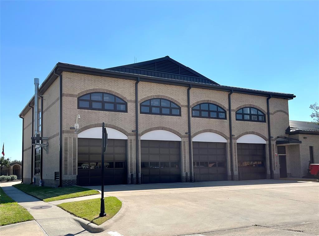 8325 Rio Grande Street, Jersey Village, Texas image 47