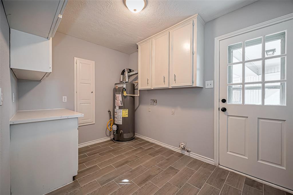 8325 Rio Grande Street, Jersey Village, Texas image 23