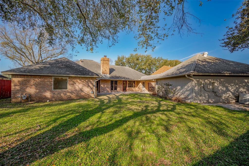 8325 Rio Grande Street, Jersey Village, Texas image 42