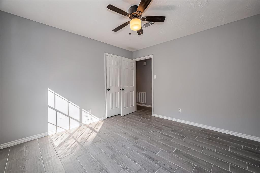 8325 Rio Grande Street, Jersey Village, Texas image 30