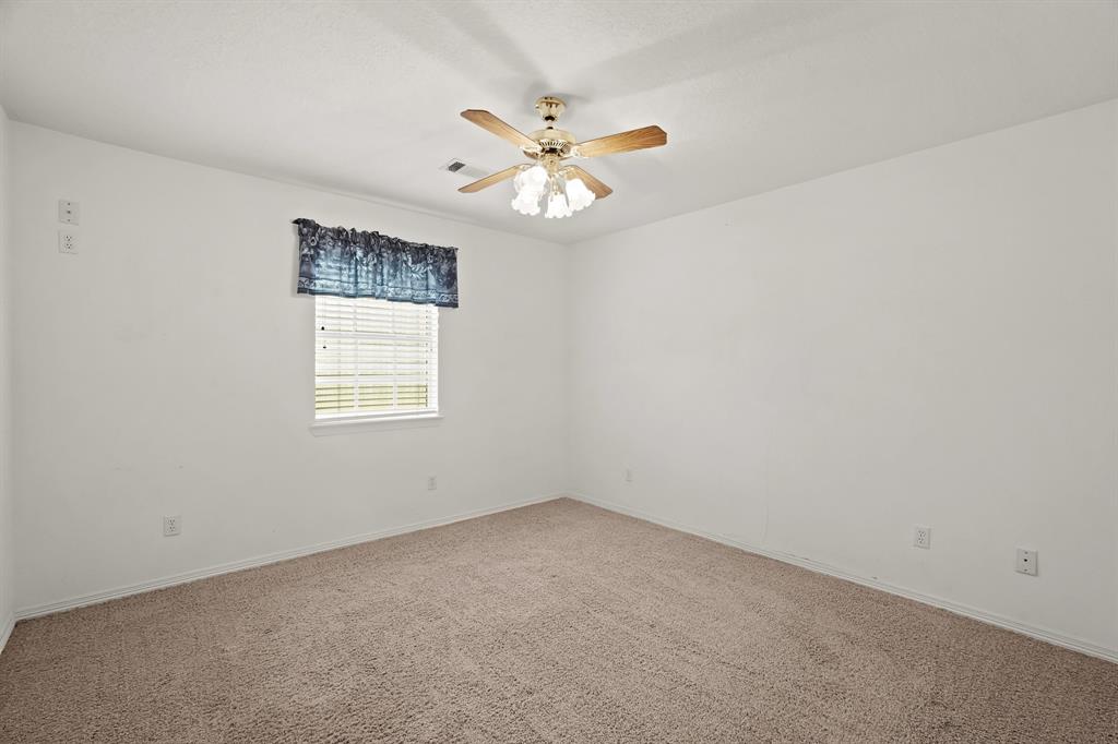 1819 Peach Run Drive, Humble, Texas image 27