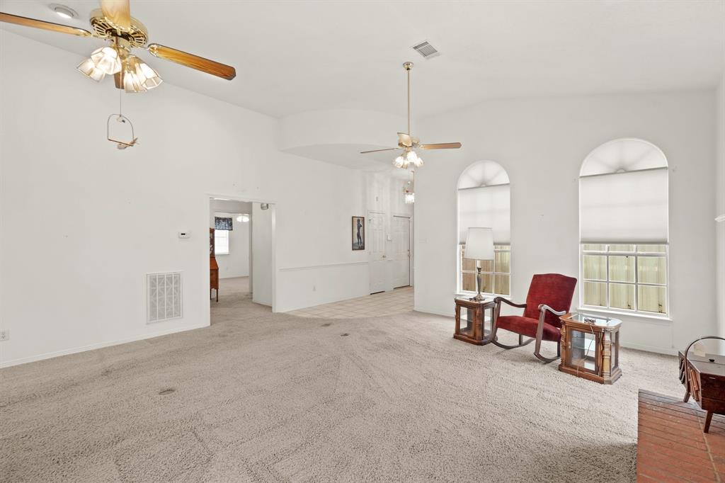 1819 Peach Run Drive, Humble, Texas image 10
