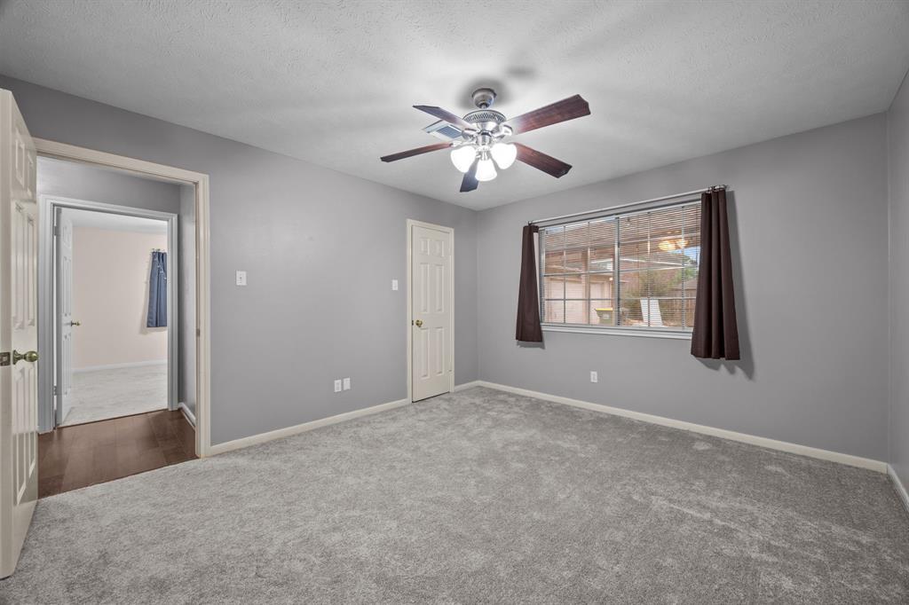 2412 Londonderry Drive, Pearland, Texas image 34