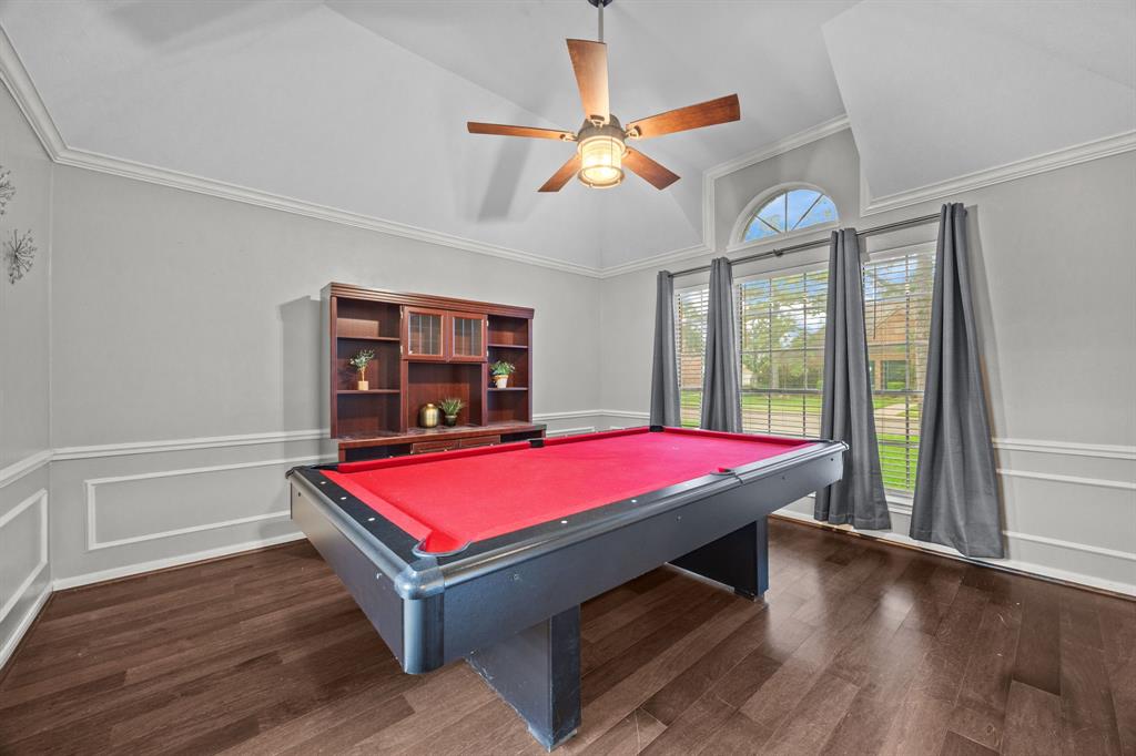2412 Londonderry Drive, Pearland, Texas image 5
