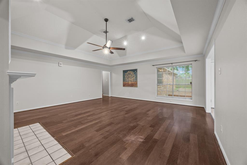 2412 Londonderry Drive, Pearland, Texas image 7