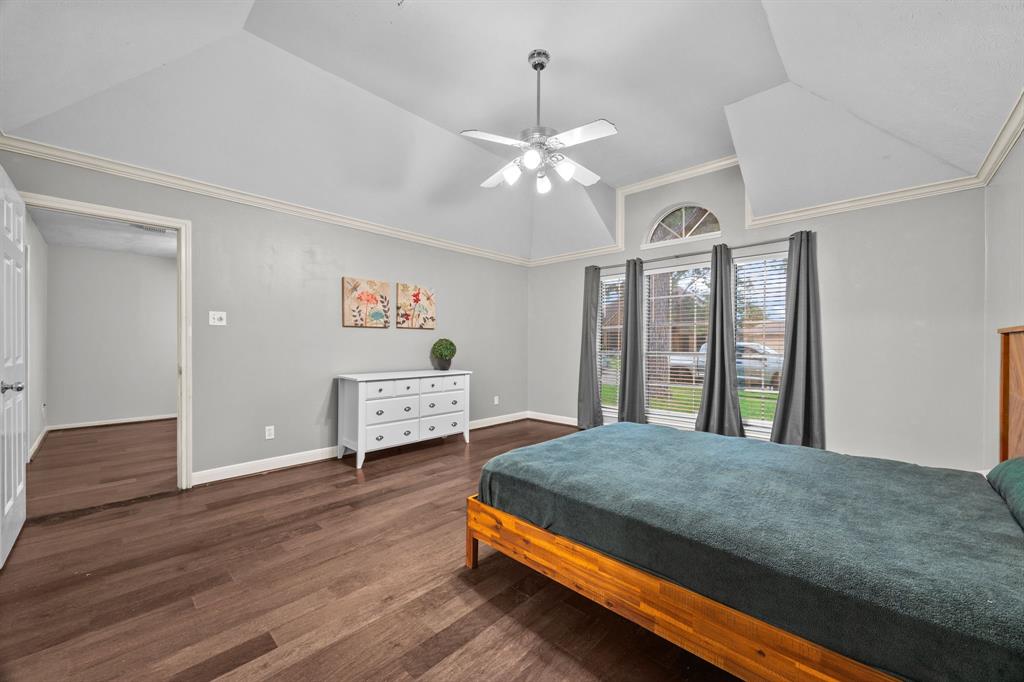2412 Londonderry Drive, Pearland, Texas image 19