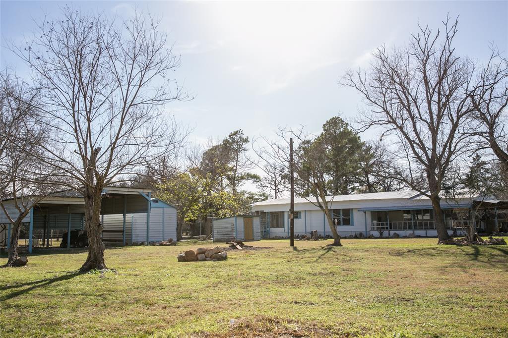 Photo 5 of 30 of 105 Red Bud Lane mobile home