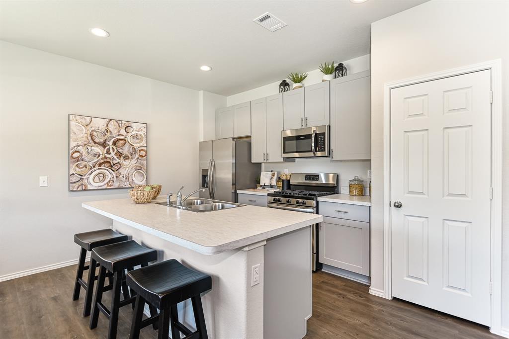 7914 Globe Thistle Lane, Houston, Texas image 4