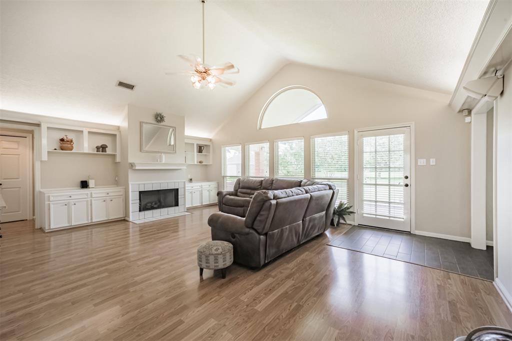 4222 Skylane Road, Beach City, Texas image 7