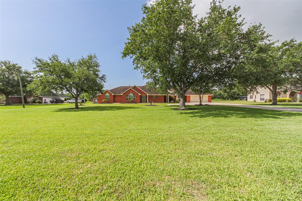 4222 Skylane Road, Beach City, Texas image 1
