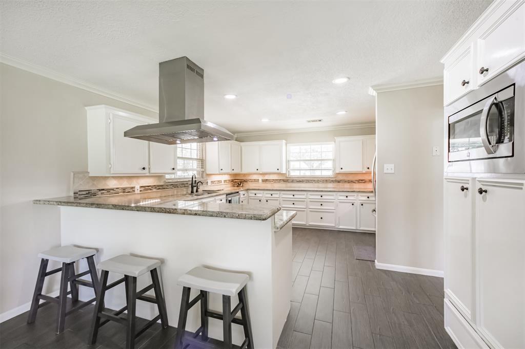 4222 Skylane Road, Beach City, Texas image 10