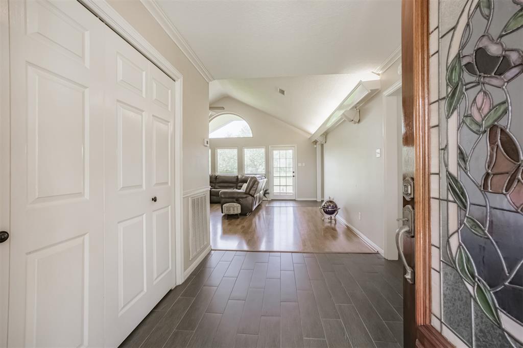 4222 Skylane Road, Beach City, Texas image 6