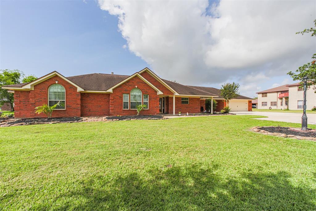4222 Skylane Road, Beach City, Texas image 4