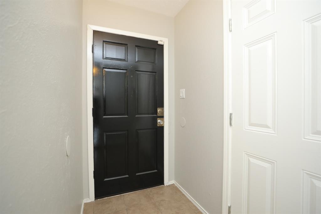 17602 Wolf Hollow Drive