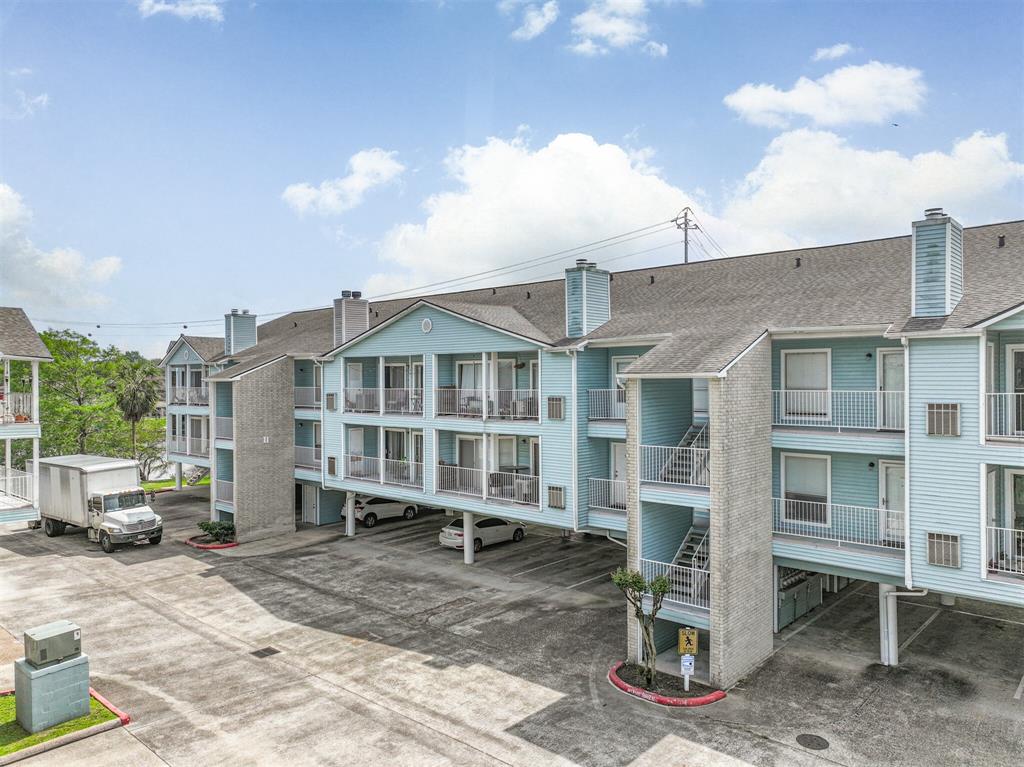 18617 Egret Bay Boulevard #1112, Webster, Texas image 25