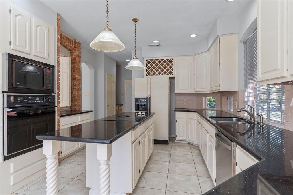16951 Nicole Lane, Houston, Texas image 17
