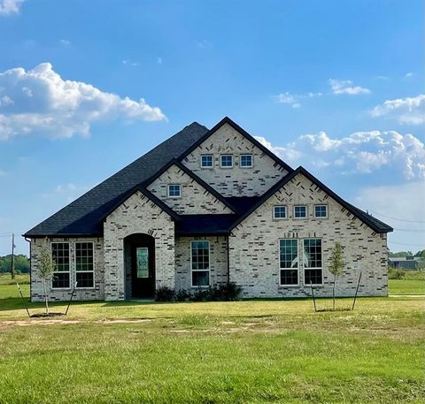 A home in Angleton