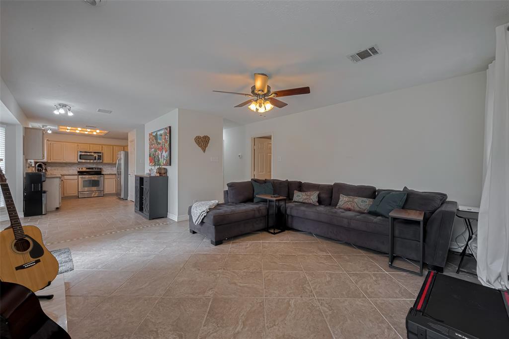 823 Hyacinth Place, Missouri City, Texas image 15