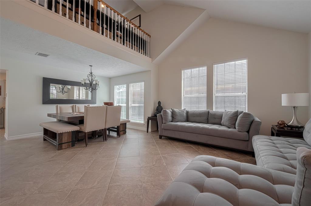 823 Hyacinth Place, Missouri City, Texas image 4