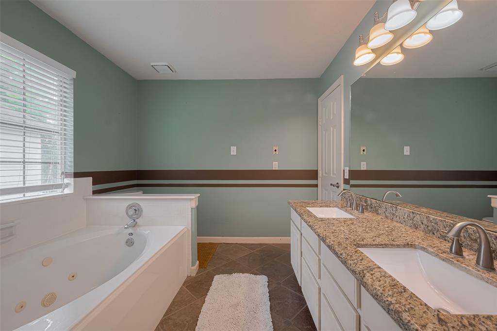 823 Hyacinth Place, Missouri City, Texas image 18