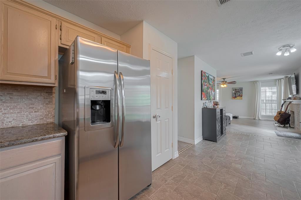 823 Hyacinth Place, Missouri City, Texas image 11