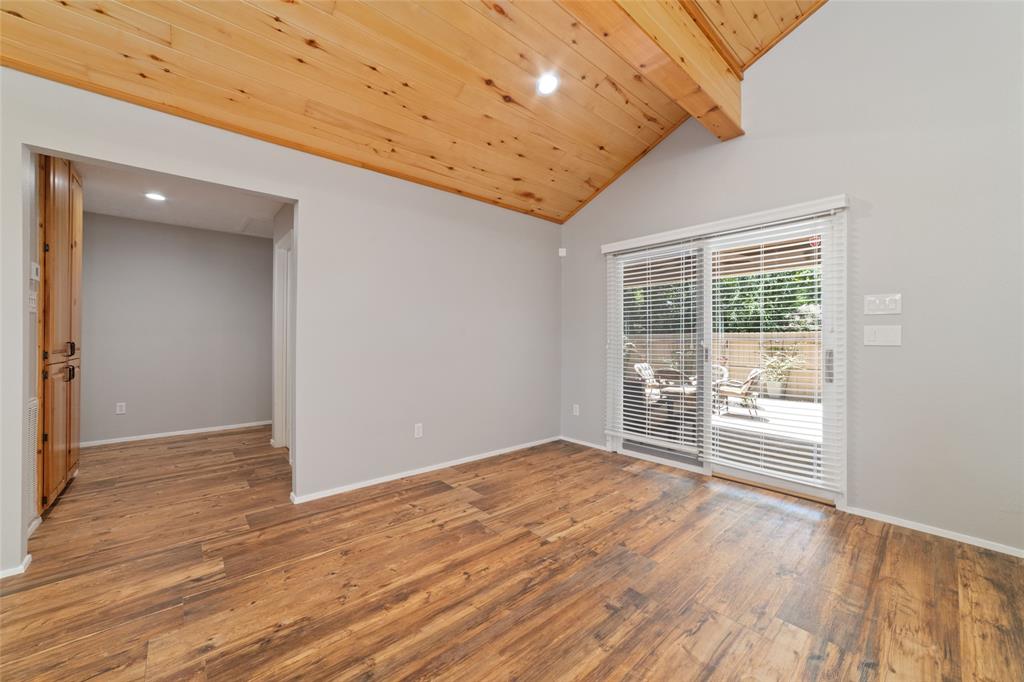 21 Riverbank Drive, The Woodlands, Texas image 9