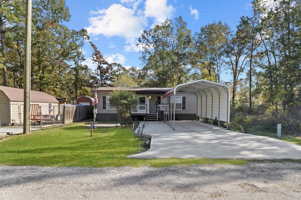 271 St Thomas Drive, Point Blank, Texas image 4