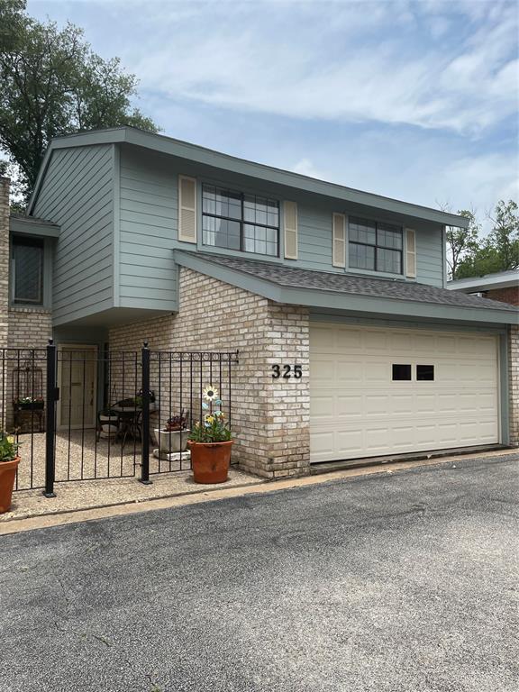 325 E Main Street, Brenham, Texas image 1