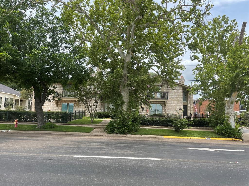 325 E Main Street, Brenham, Texas image 9