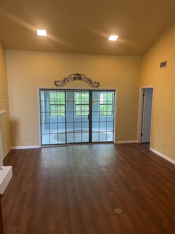 325 E Main Street, Brenham, Texas image 3
