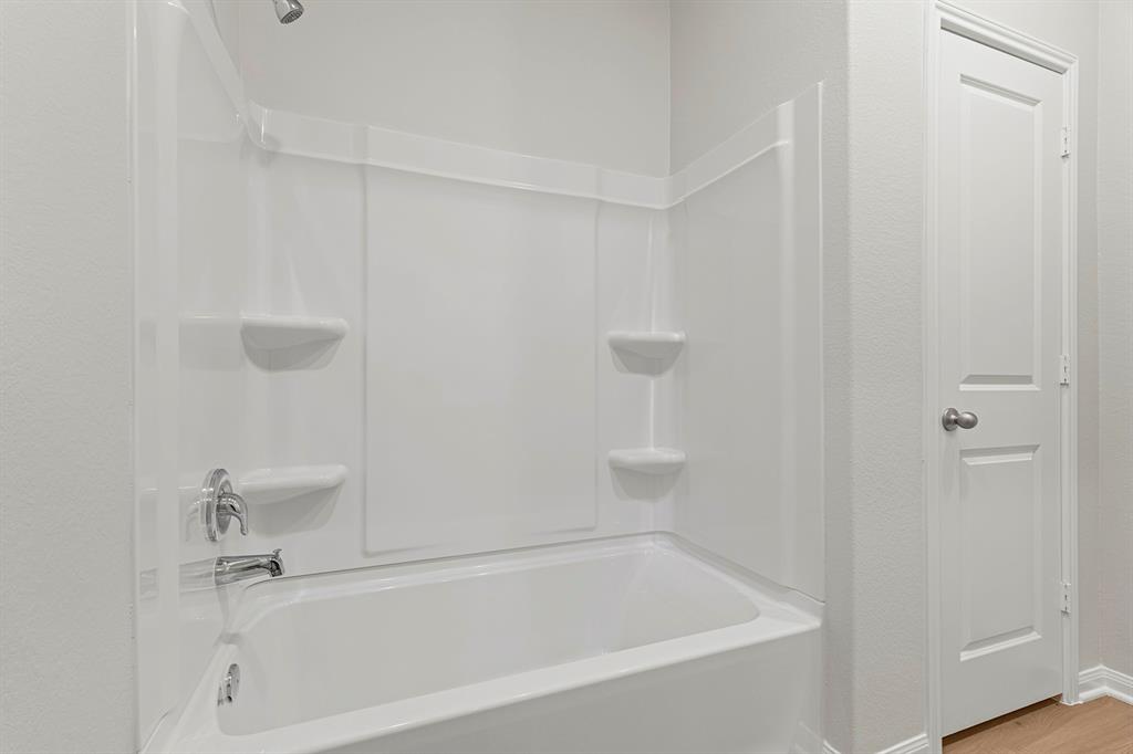 10811 Hickory Lane, Beasley, Texas image 10