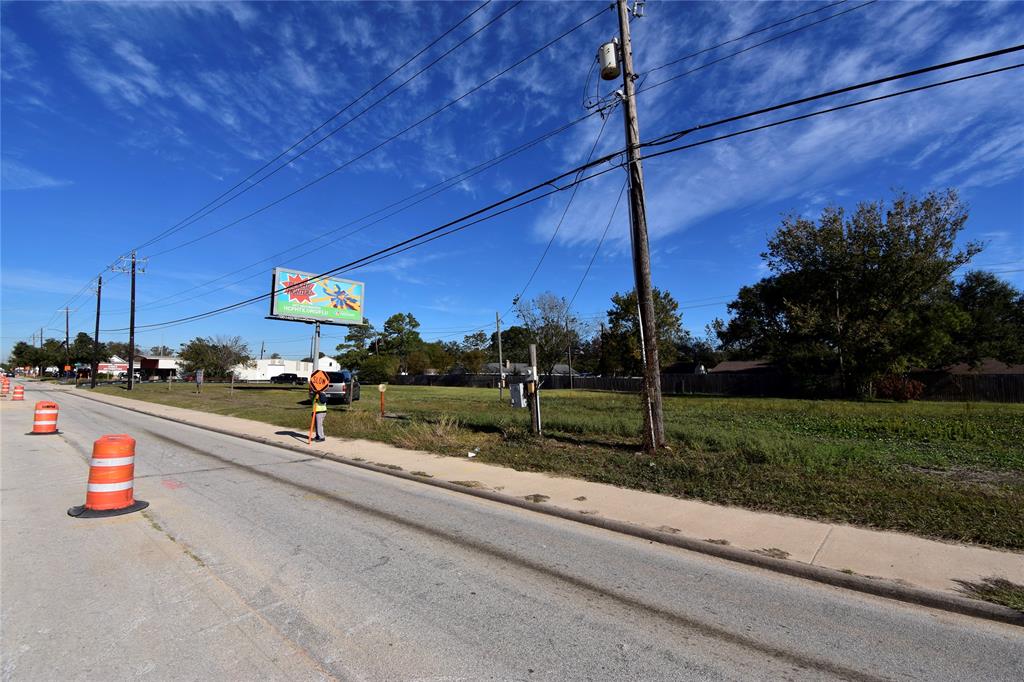 5913 Red Bluff Road, Pasadena, Texas image 5