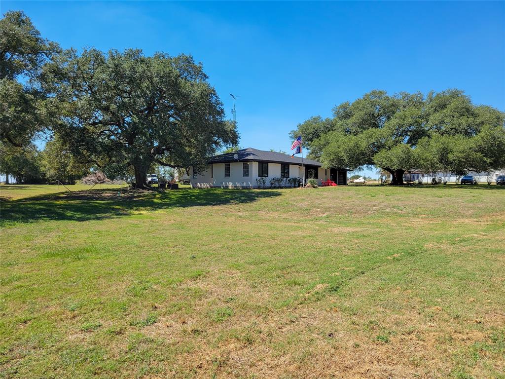 6673 Old Mill Creek Road, Brenham, Texas image 4