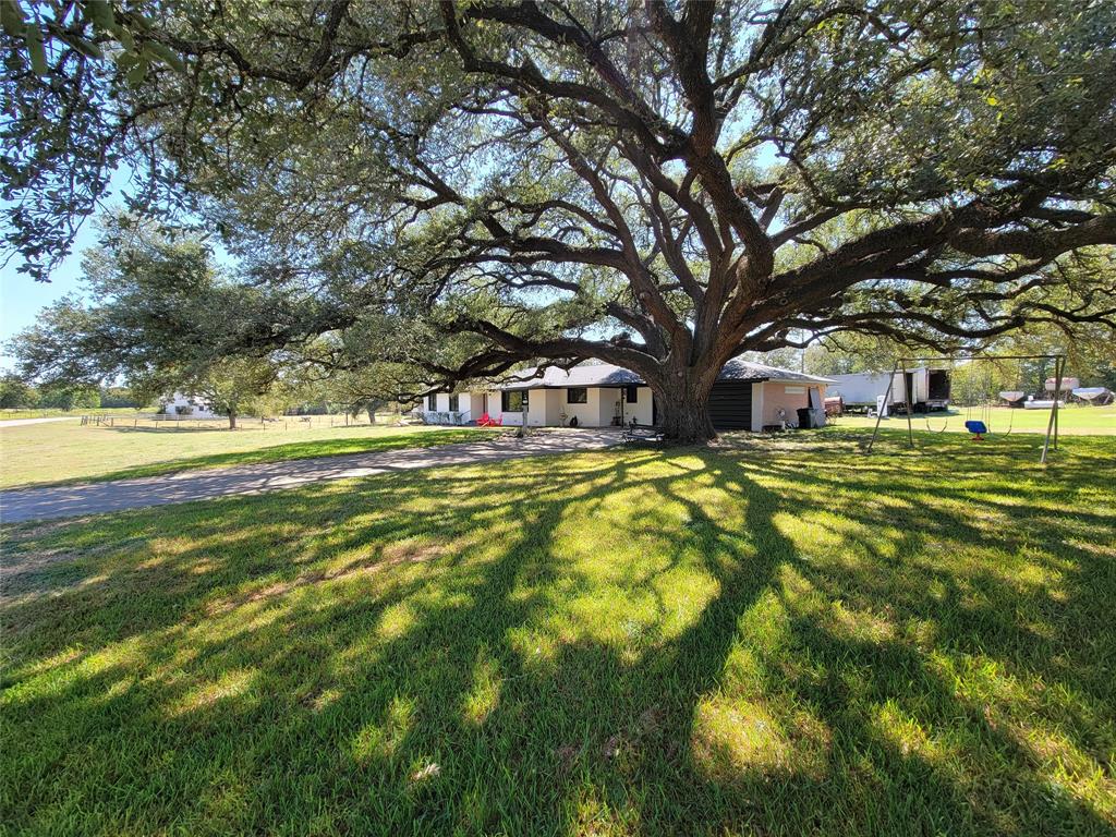 6673 Old Mill Creek Road, Brenham, Texas image 1