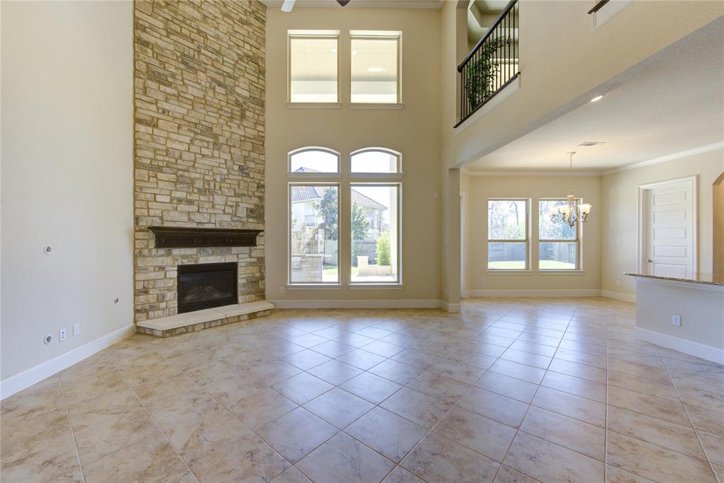5327 Iris Springs Lane, Sugar Land, Texas image 4