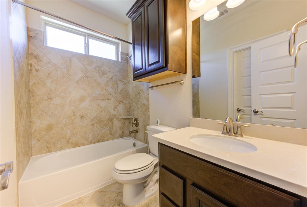5327 Iris Springs Lane, Sugar Land, Texas image 40