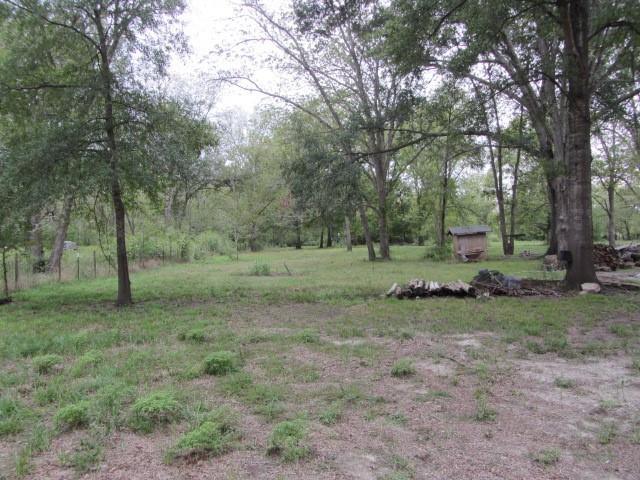 131 Stage Coach Trail, Angleton, Texas image 6