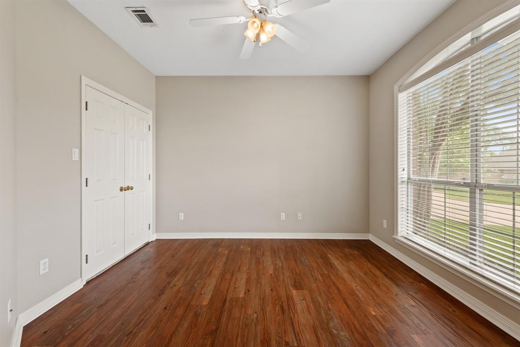 2100 Williams Glen Drive, Bryan, Texas image 6