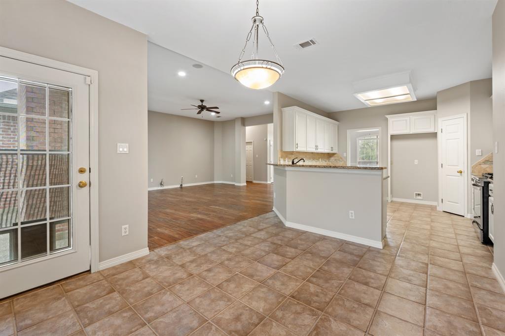 2100 Williams Glen Drive, Bryan, Texas image 13