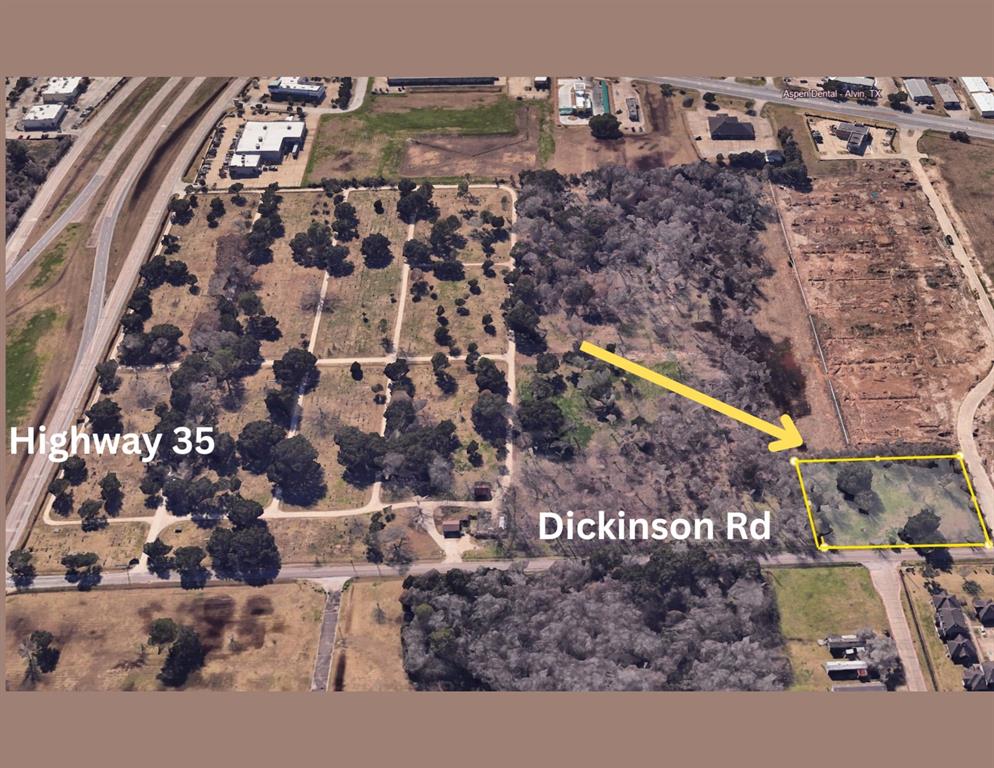 1300 Dickinson Road, Alvin, Texas image 2