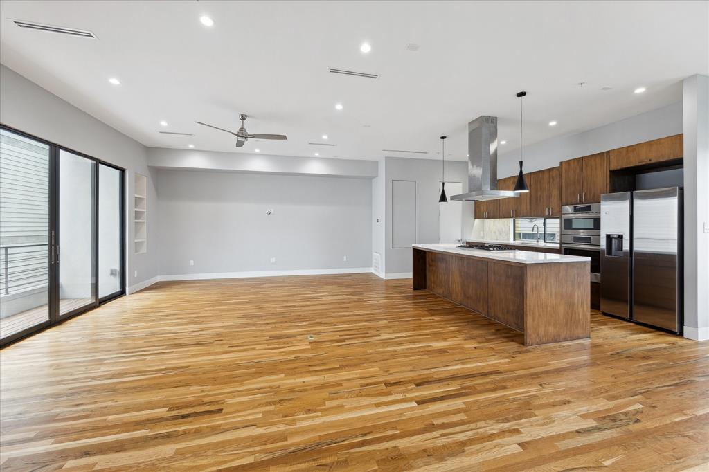 5210 La Branch Street, Houston, Texas image 6