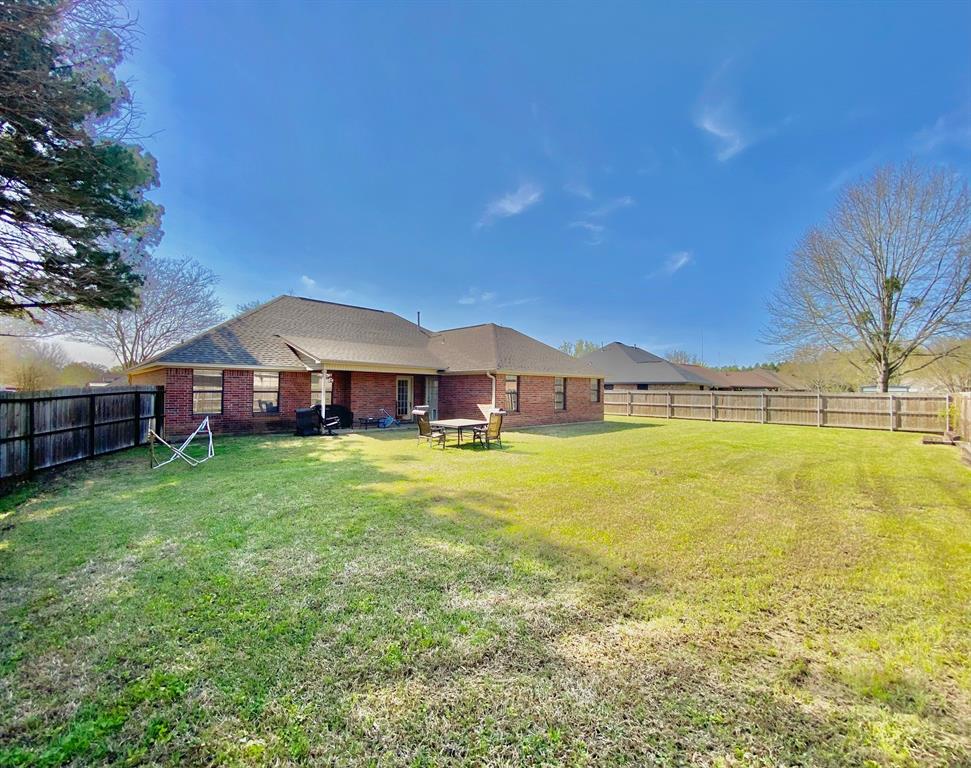 403 Aspen Bend Street, Crockett, Texas image 26