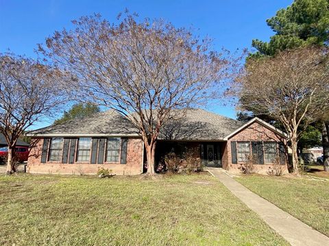 A home in Crockett